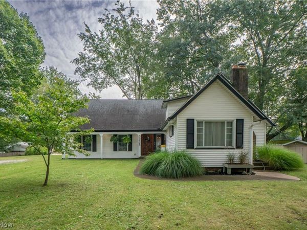 3898 Wales Avenue NW, Massillon, OH 44646