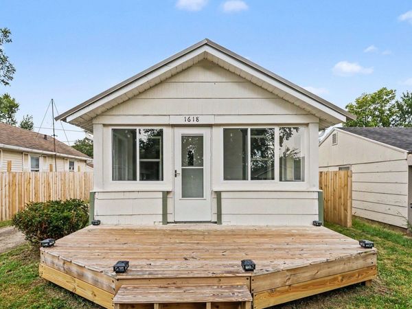1618 E Fox Street, South Bend, IN 46613