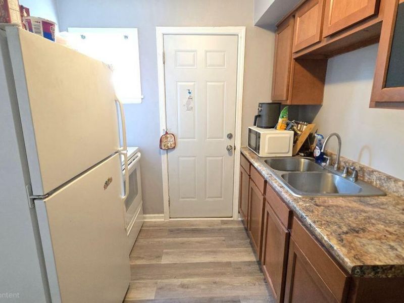 1309-1311 W Cedarview Drive, Springfield, OH 45503 Photo 9