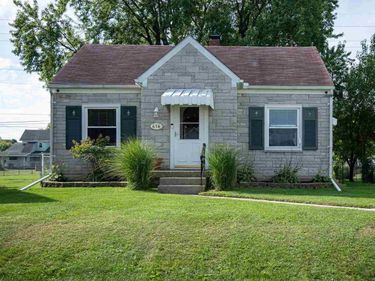 416 E North Street, Winchester, IN 47394