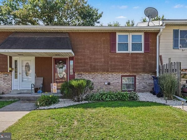 2078 LEXINGTON AVENUE, MIDDLETOWN, PA 17057