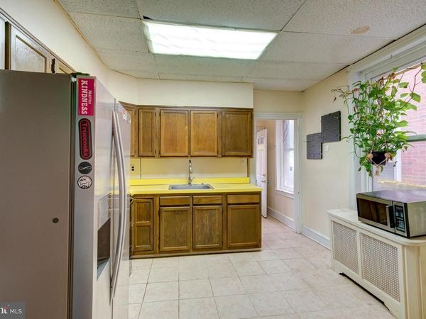 231 E SYDNEY STREET, PHILADELPHIA, PA 19119