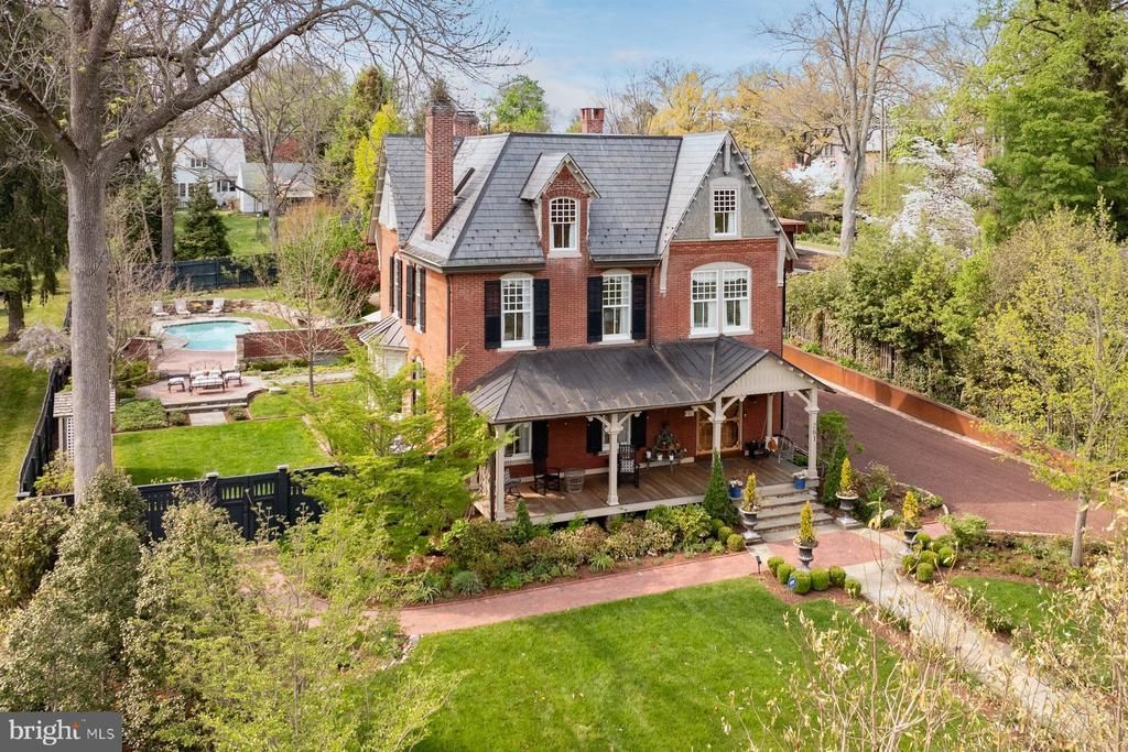261 MAPLE AVENUE , DOYLESTOWN, PA 18901
