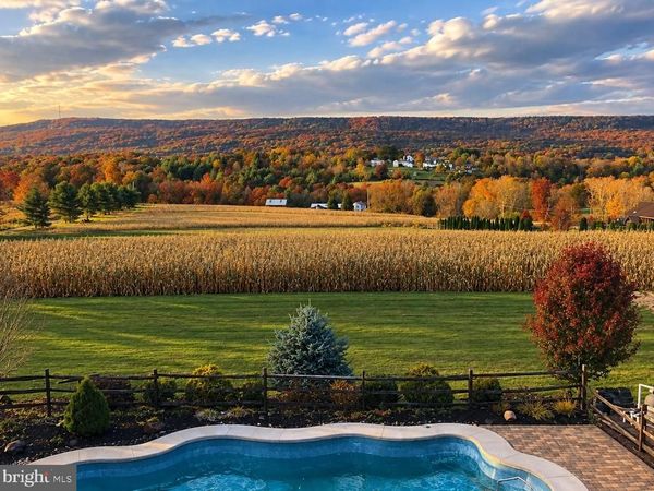 336 E COUNTY ROAD, DRUMS, PA 18222