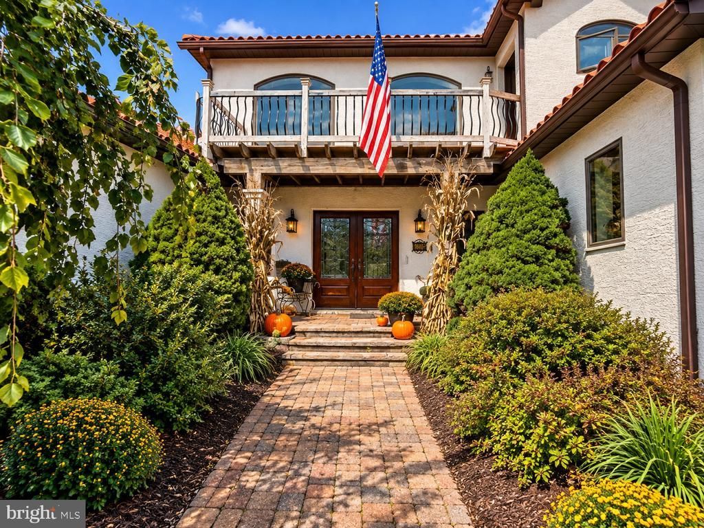 336 E COUNTY ROAD, DRUMS, PA 18222