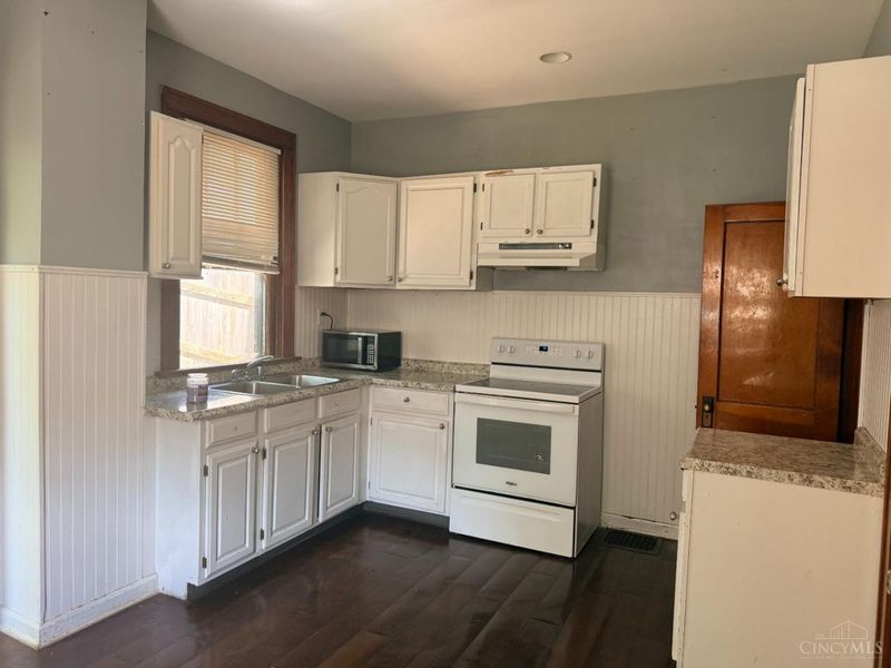 1633 First Avenue, Cincinnati, OH 45205 Photo 13