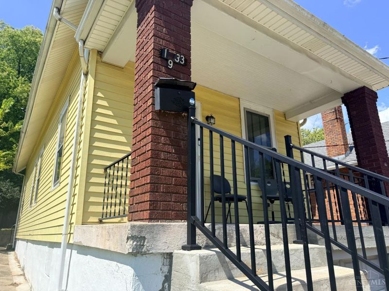1633 First Avenue, Cincinnati, OH 45205 Photo 3