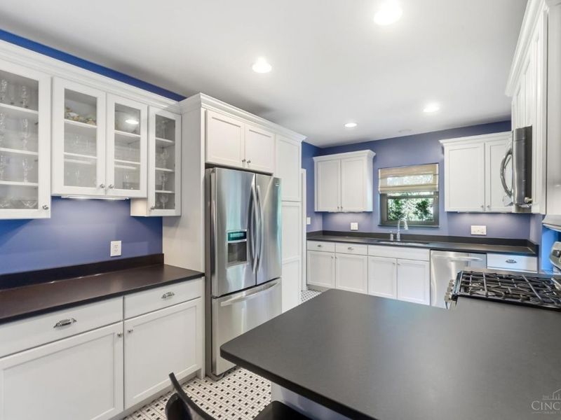 2898 Temple Avenue, Cincinnati, OH 45211 Photo 18