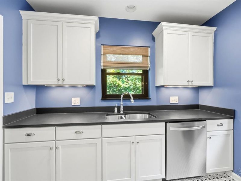 2898 Temple Avenue, Cincinnati, OH 45211 Photo 20