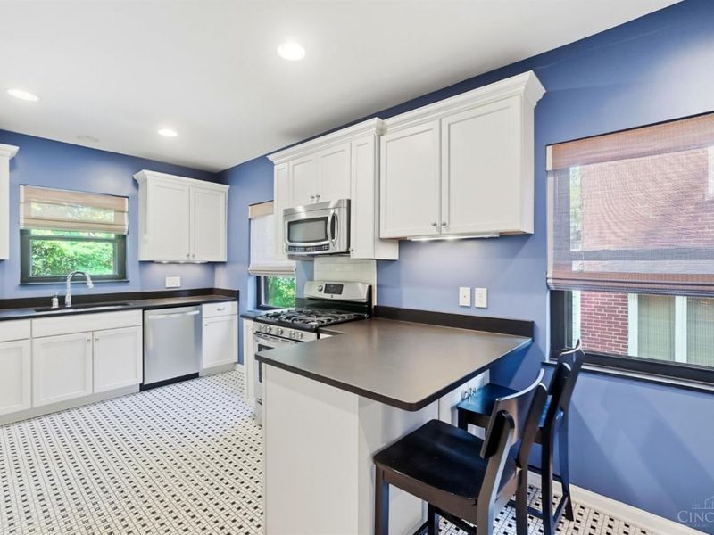 2898 Temple Avenue, Cincinnati, OH 45211 Photo 22