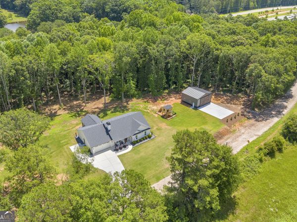 1025 Dewey Road, Statham, GA 30666