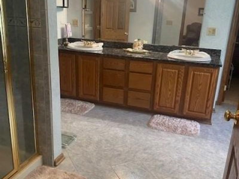 2035 Canterbury Court, Troy, OH 45373 Photo 3