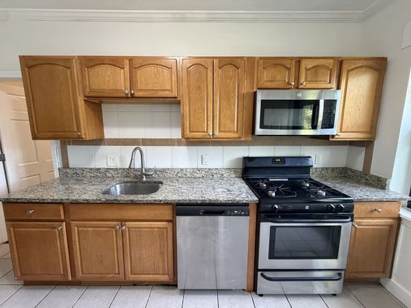 435 Walnut Ave, Unit 9, Boston, MA 02130