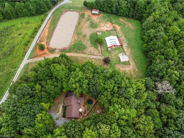 160 Palomino Trail, Mount Holly, NC 28120