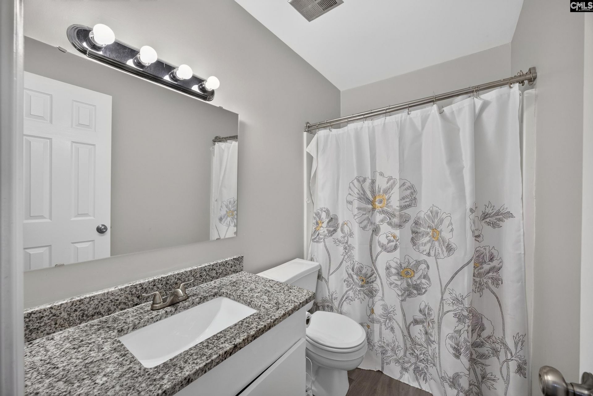 113 Grimsby Lane Photo 17
