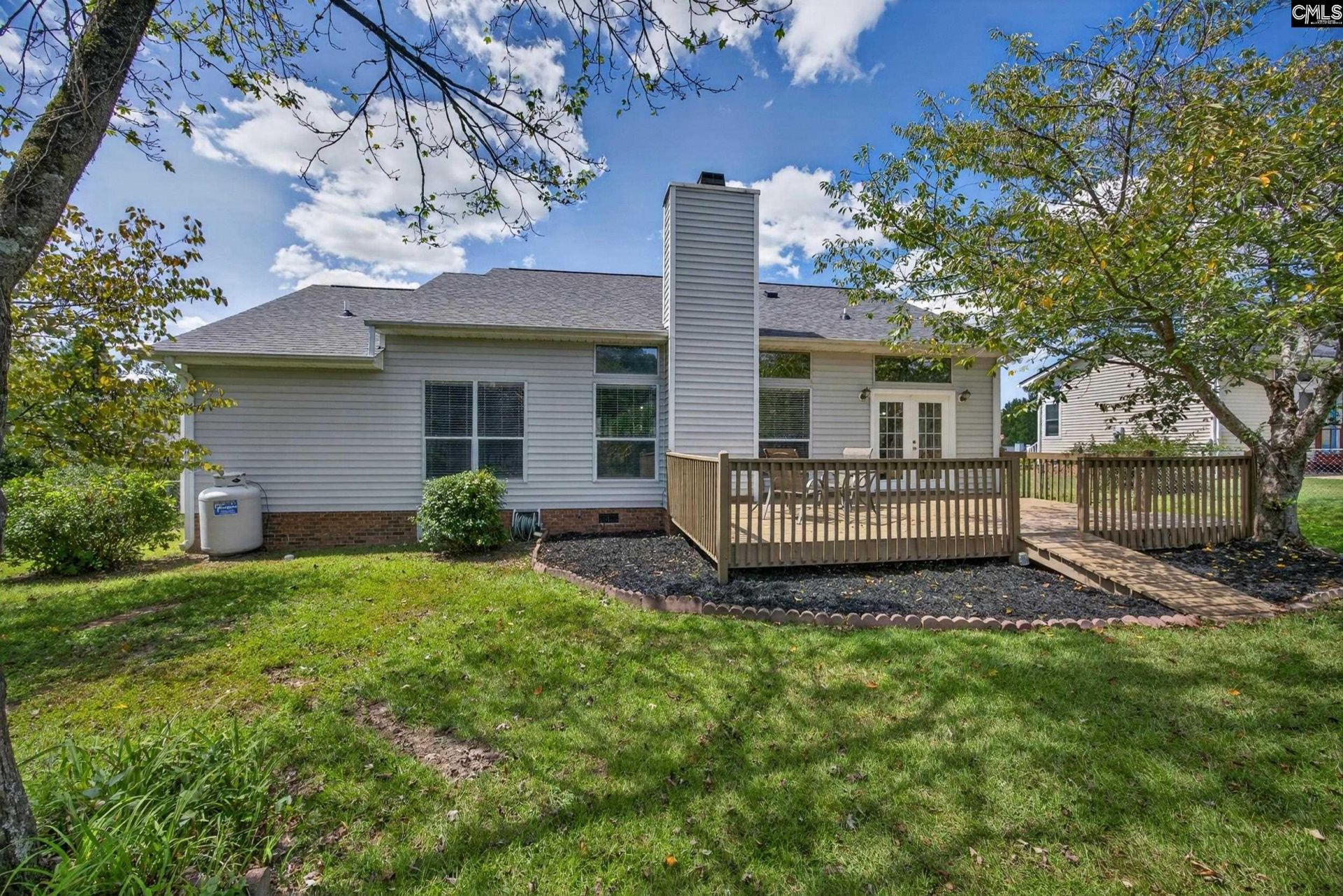 113 Grimsby Lane Photo 22