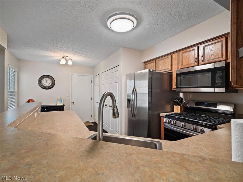 6729 Asterhurst, Middleburg Heights, OH 44130 Photo 11