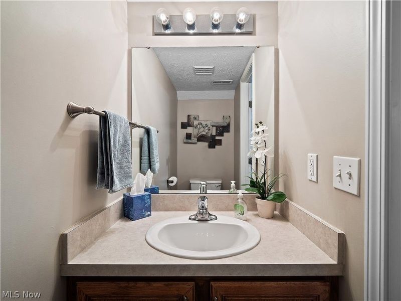 6729 Asterhurst, Middleburg Heights, OH 44130 Photo 20