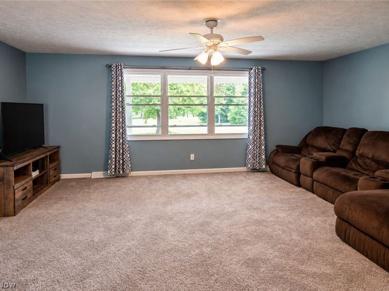 6854 Spencer Road, Spencer, OH 44275 Photo 5