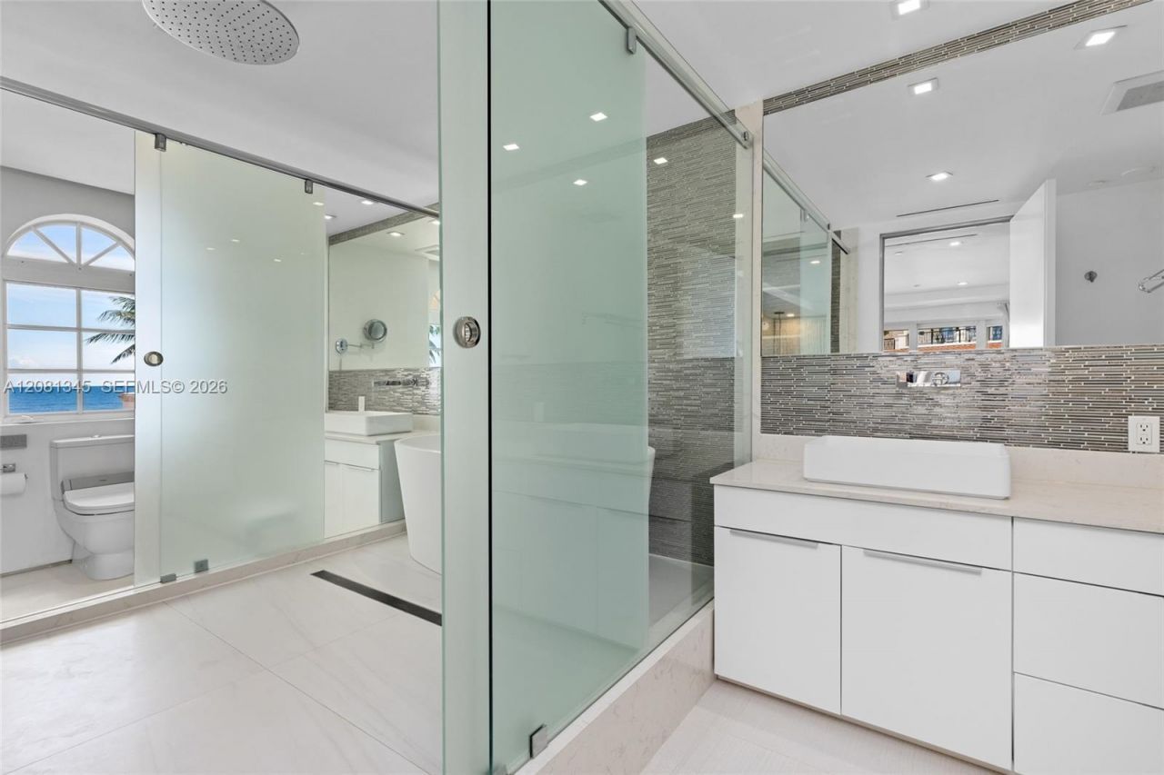 8011 Fisher Island Dr, Unit 8011, Miami Beach, FL 33109 Photo