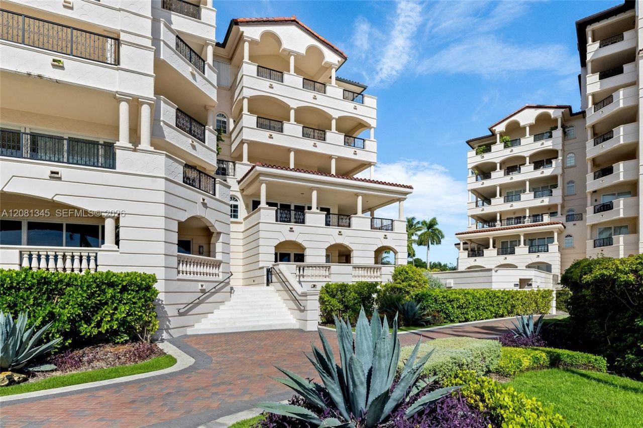 8011 Fisher Island Dr, Unit 8011, Miami Beach, FL 33109 Photo
