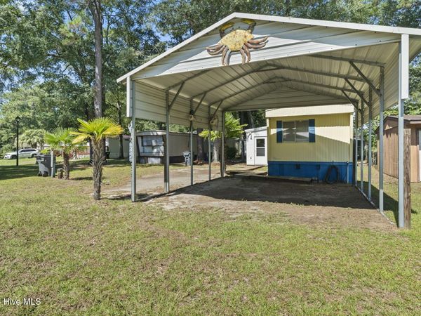 9136 E Calabash Drive SW, Calabash, NC 28467