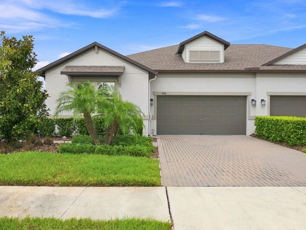 9926 CAMPANULA COURT , LAND O LAKES, FL 34637