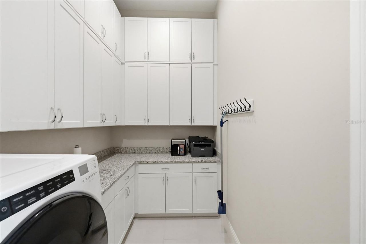 17226 Salerno Drive, Bradenton, FL 34202 Photo