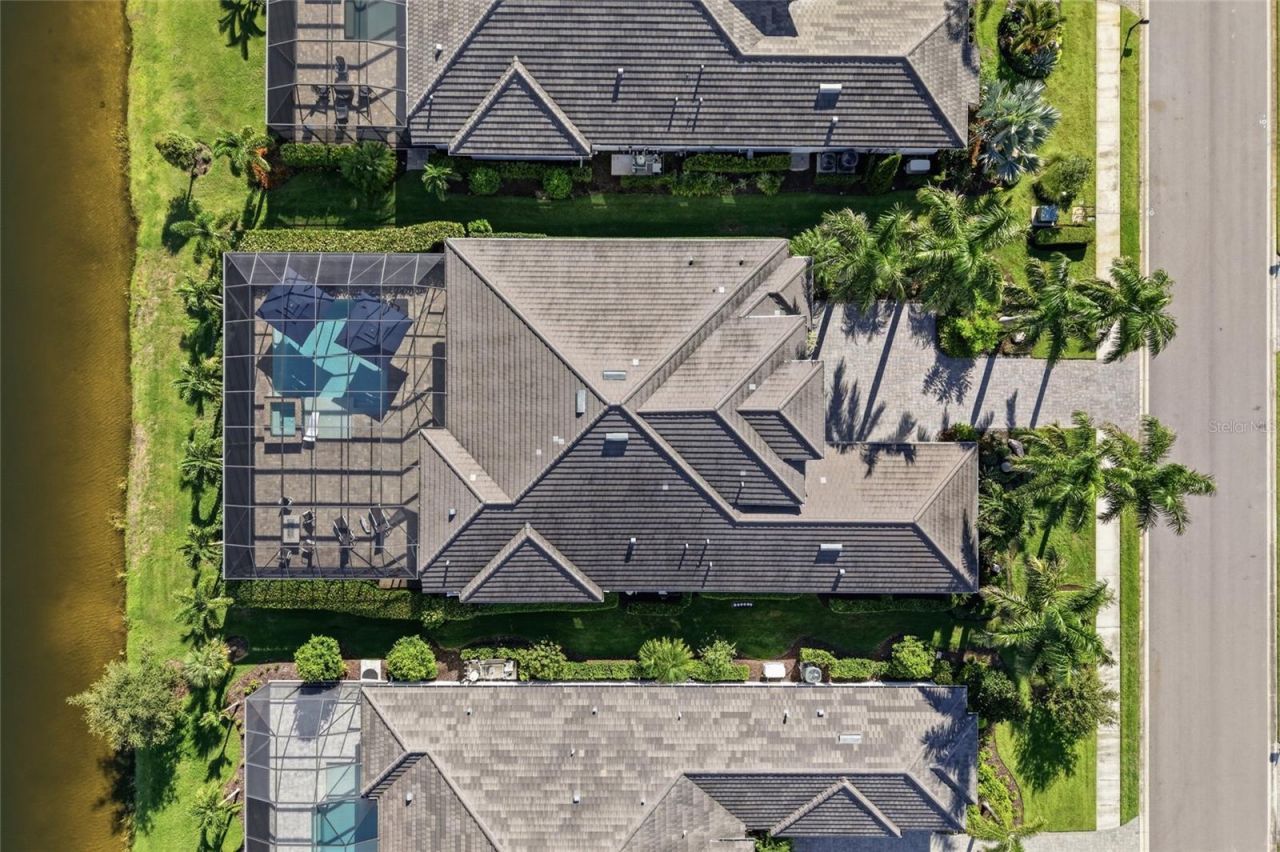 17226 Salerno Drive, Bradenton, FL 34202 Photo