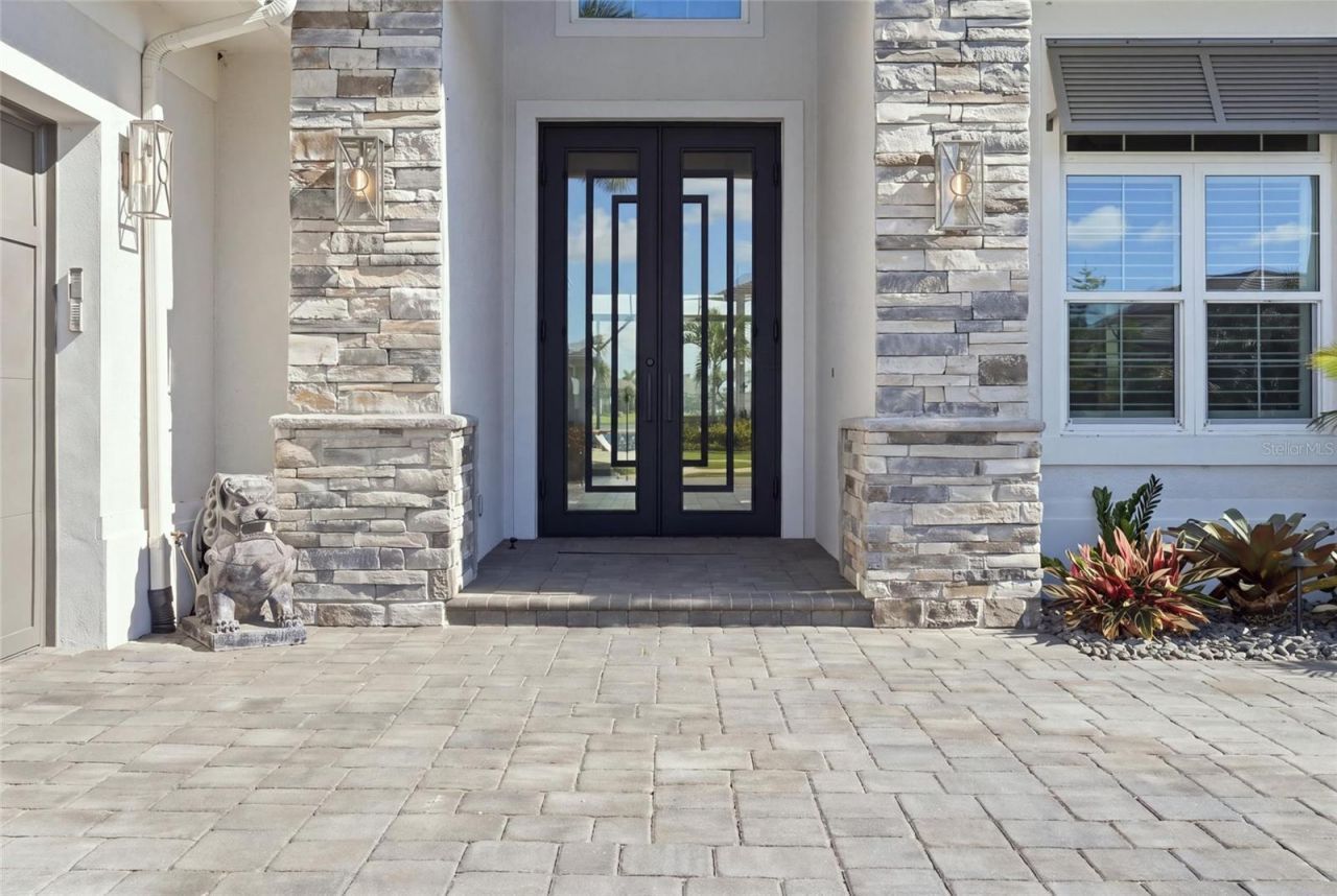 17226 Salerno Drive, Bradenton, FL 34202 Photo
