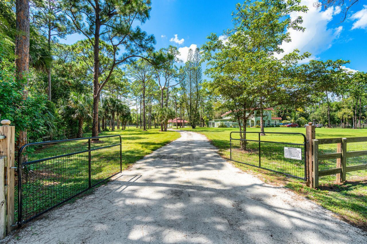 1835 Stallion Drive, Unit Stalls, Loxahatchee, FL 33470 Photo