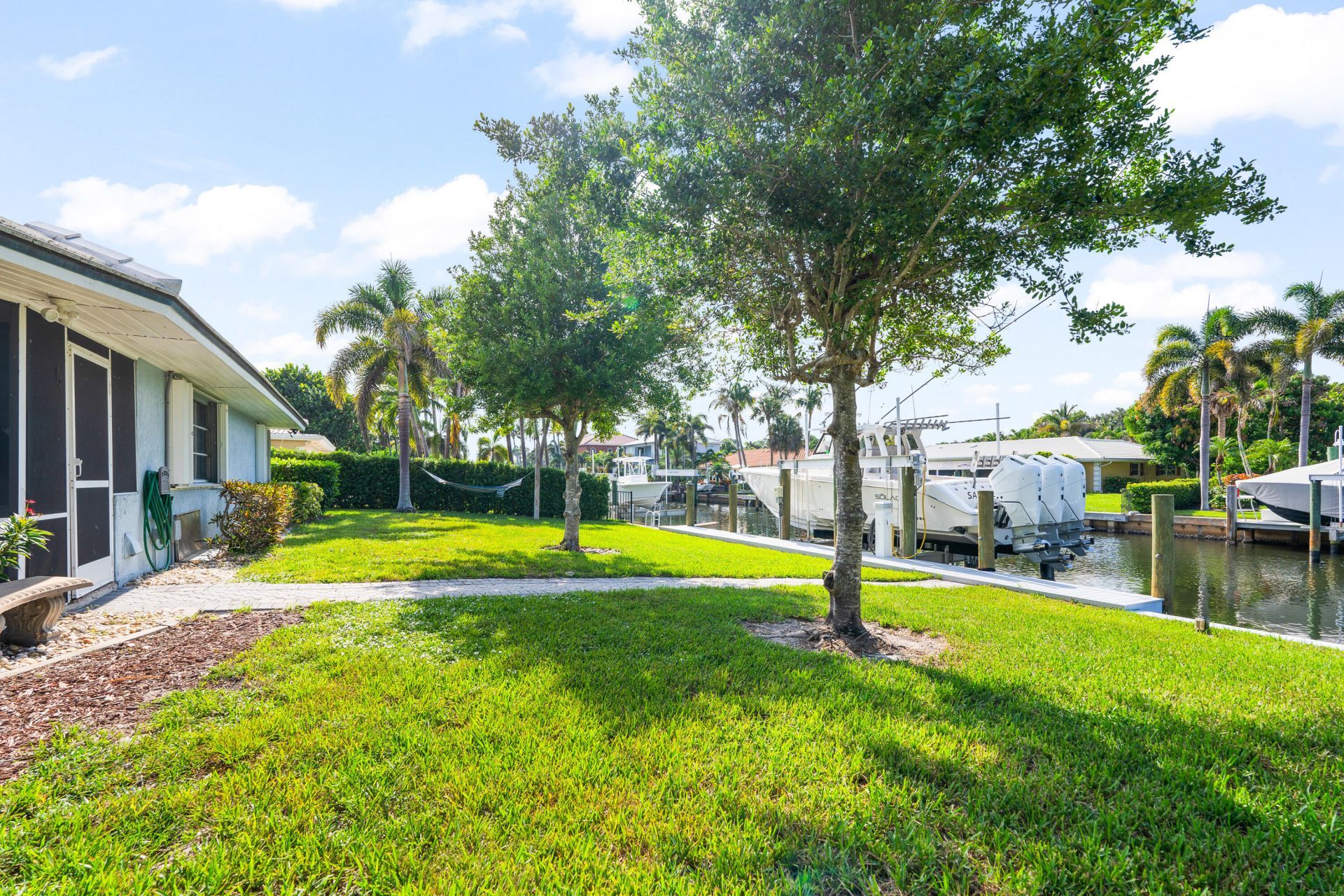 8945 SE Harbor Island Way, Hobe Sound, FL 33455 Photo