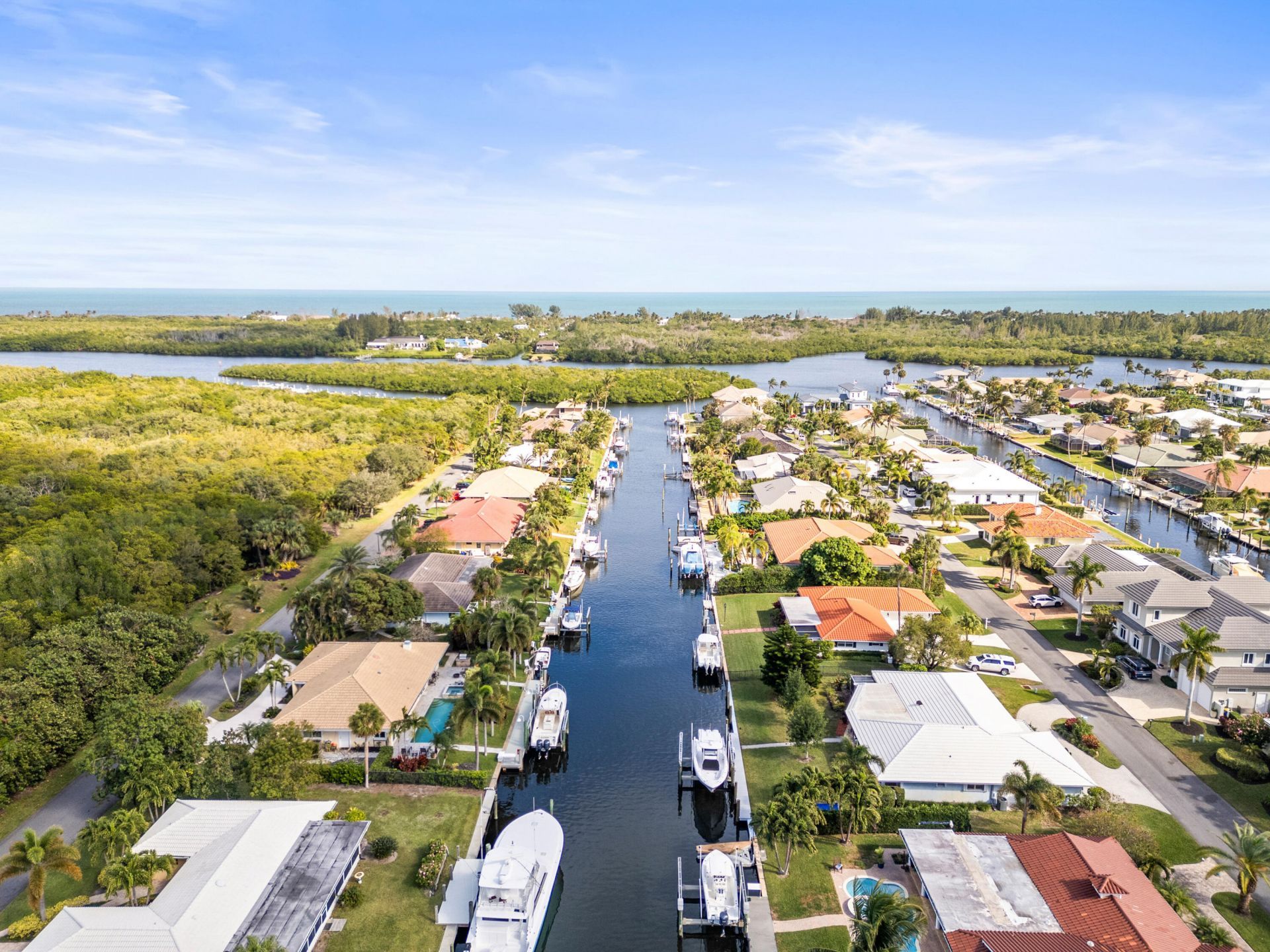 8945 SE Harbor Island Way, Hobe Sound, FL 33455 Photo