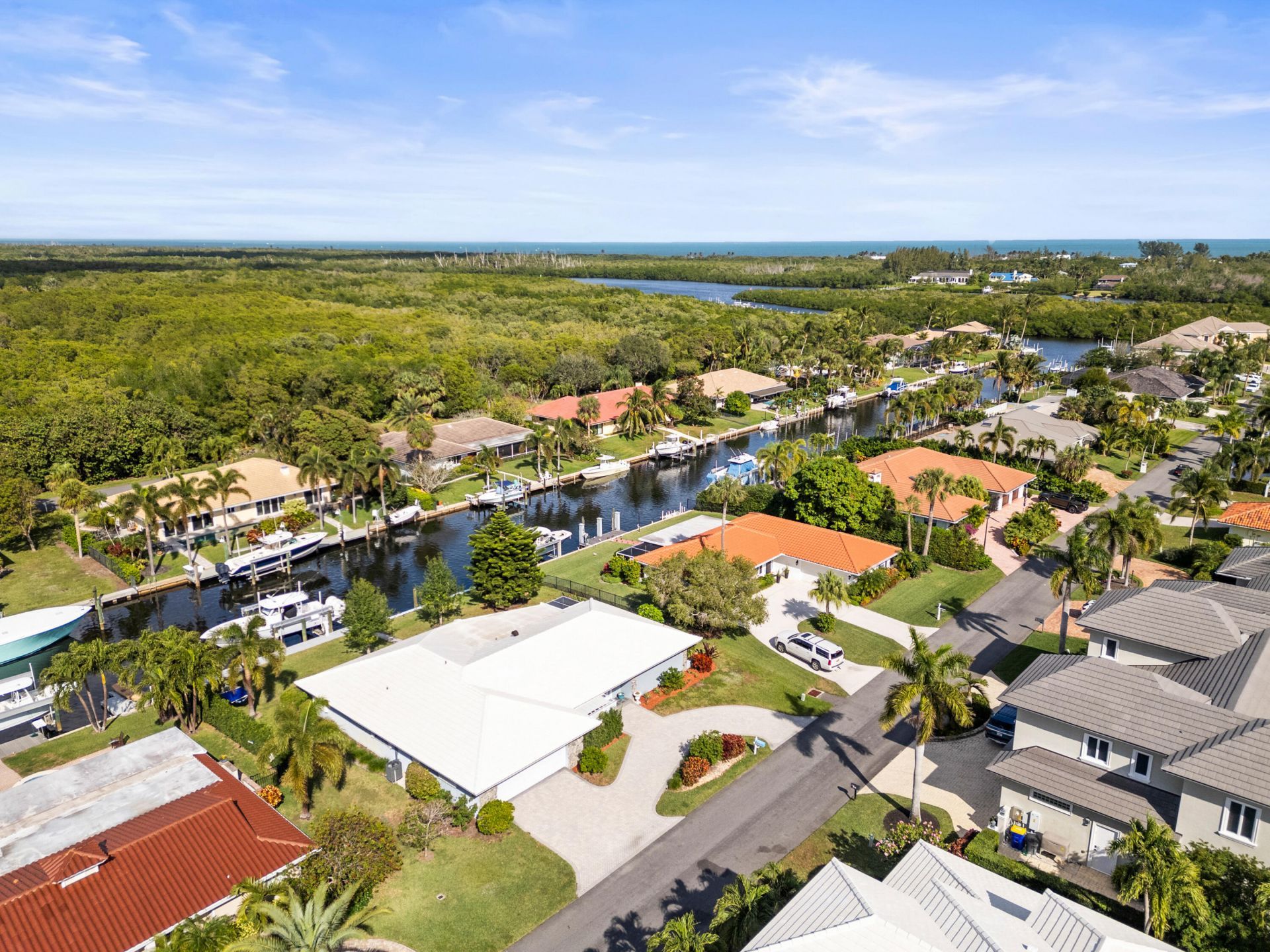 8945 SE Harbor Island Way, Hobe Sound, FL 33455 Photo