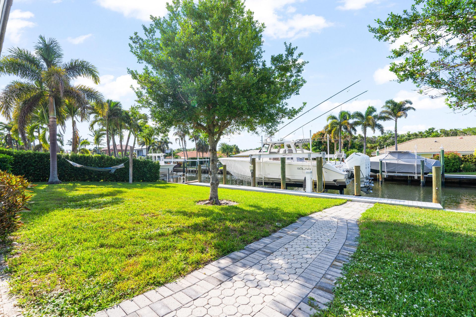 8945 SE Harbor Island Way, Hobe Sound, FL 33455 Photo