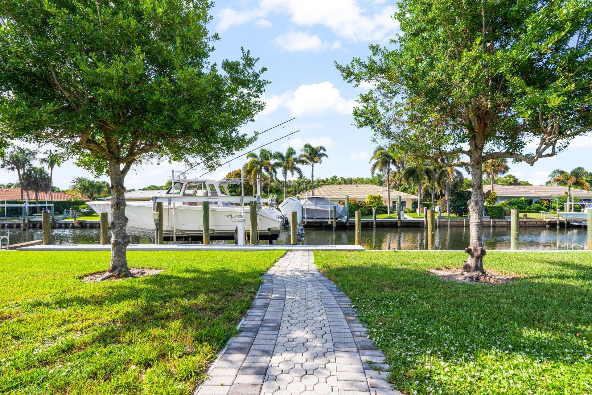 8945 SE Harbor Island Way, Hobe Sound, FL 33455 Photo