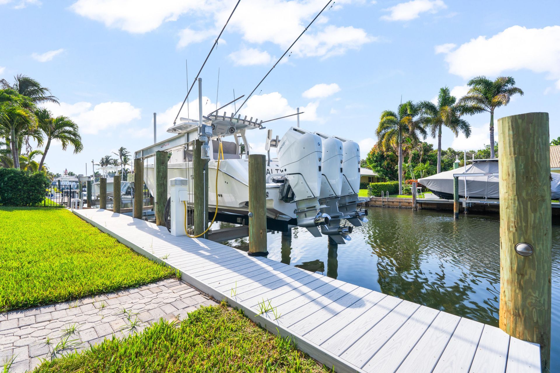 8945 SE Harbor Island Way, Hobe Sound, FL 33455 Photo