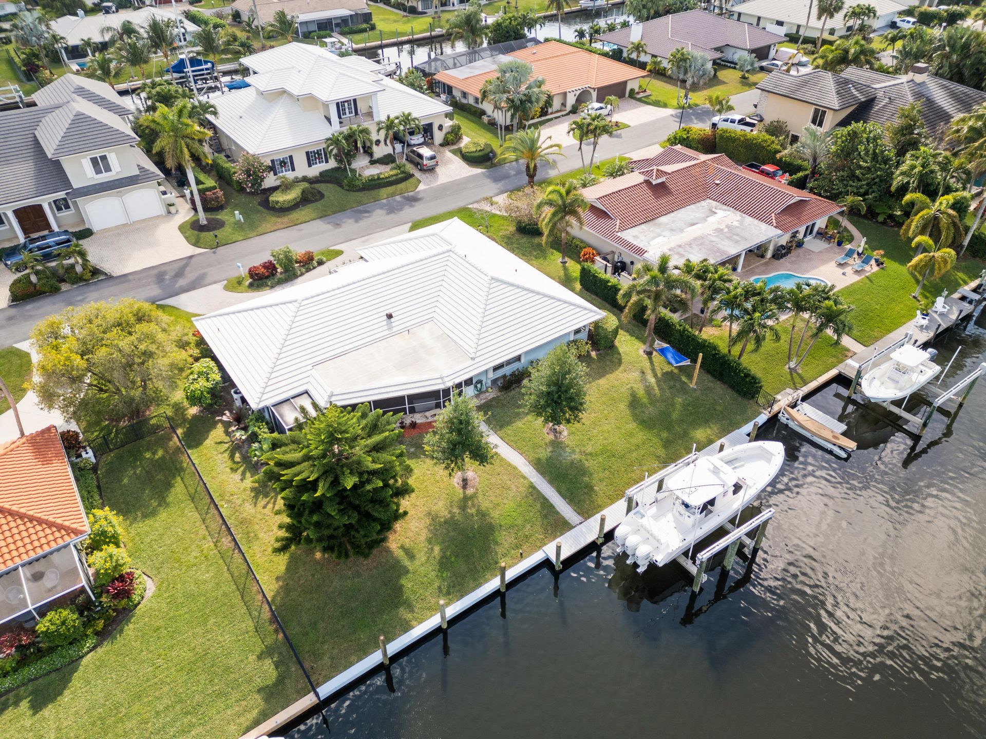 8945 SE Harbor Island Way, Hobe Sound, FL 33455 Photo