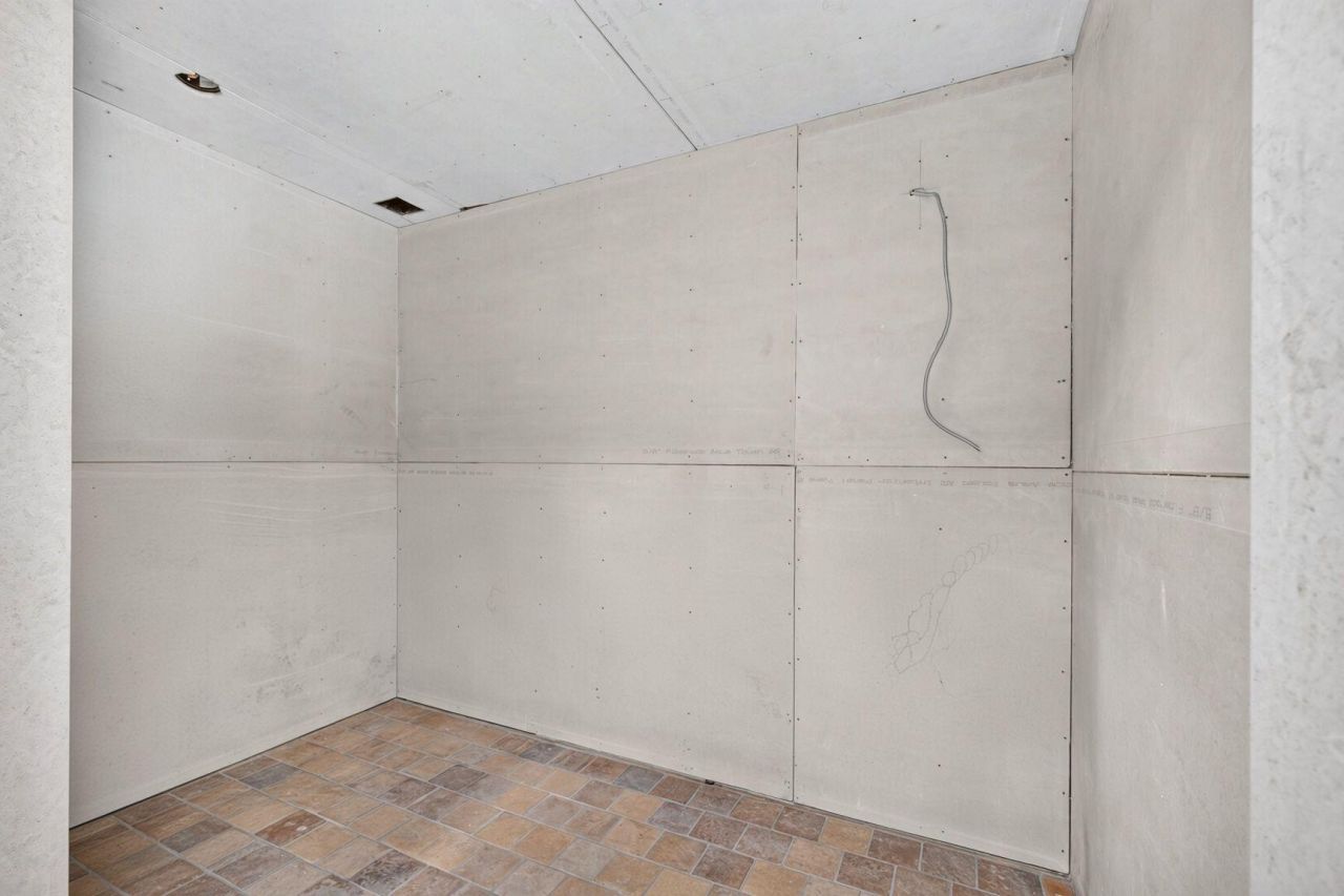 1334 S Killian Drive, Unit 1, Lake Park, FL 00000 Photo