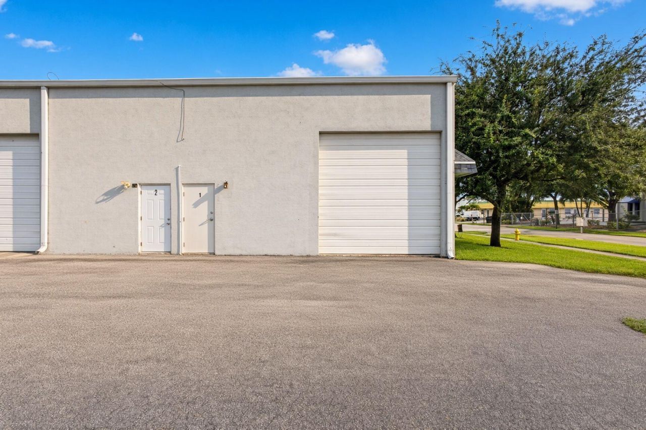 1334 S Killian Drive, Unit 1, Lake Park, FL 00000 Photo