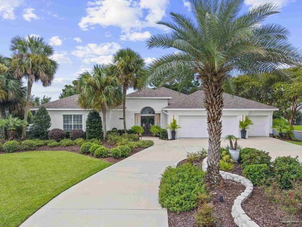 3701 Tiger Point Blvd, Gulf Breeze, FL 32563