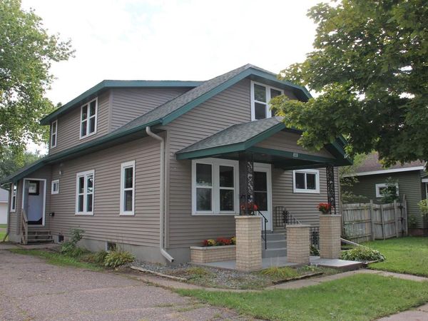 833 & 833-1/2 HENRIETTA STREET, Wausau, WI 54403