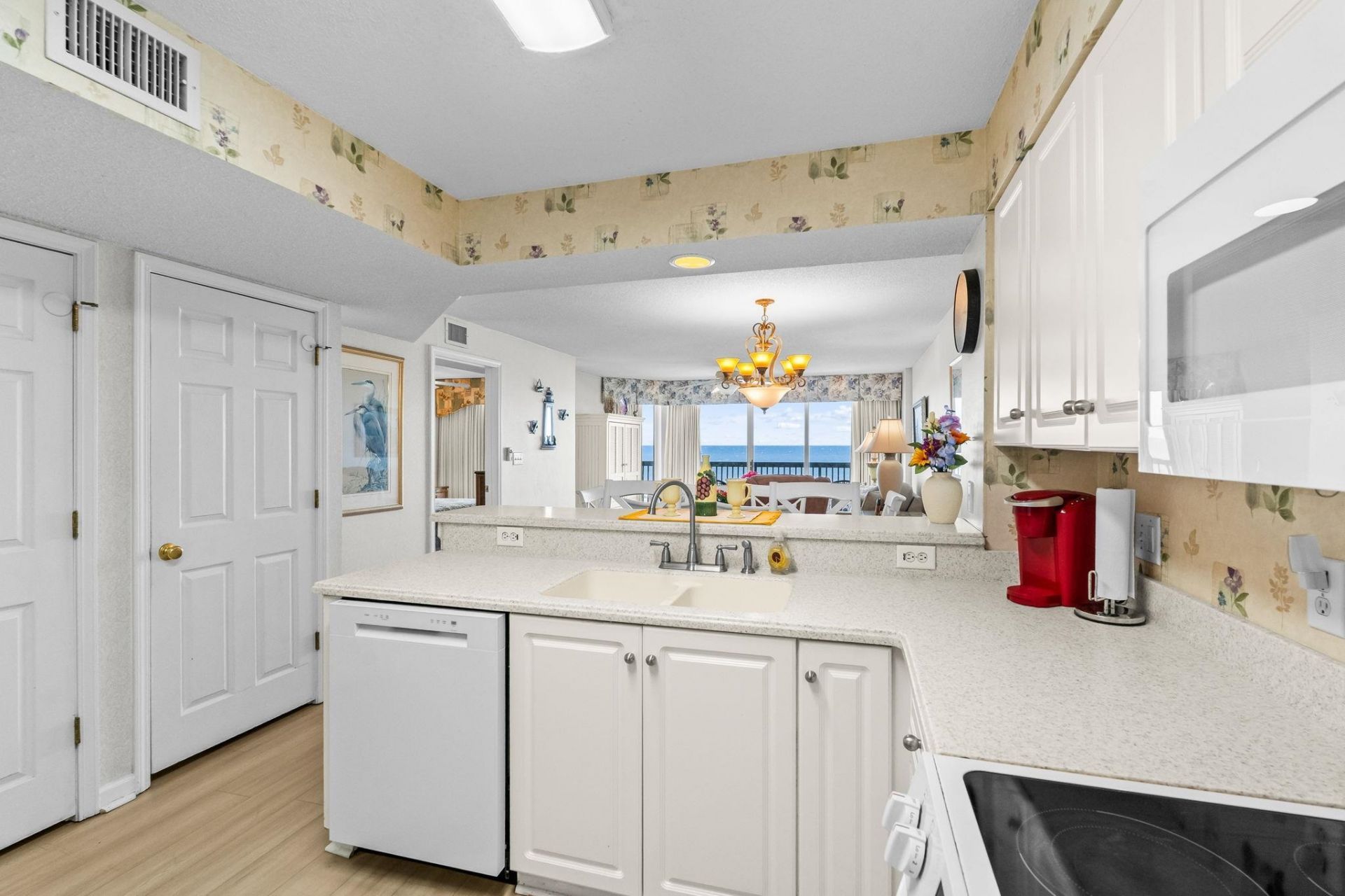 102 N Ocean Blvd. Photo 10