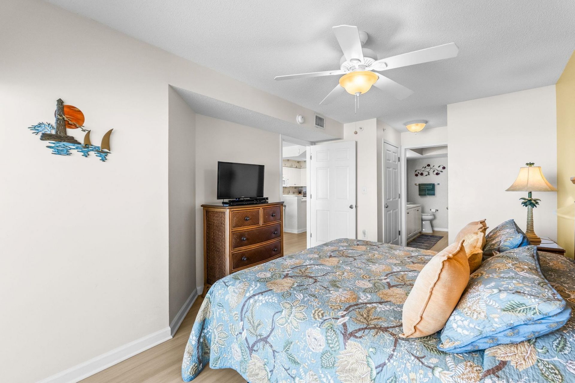 102 N Ocean Blvd. Photo 31