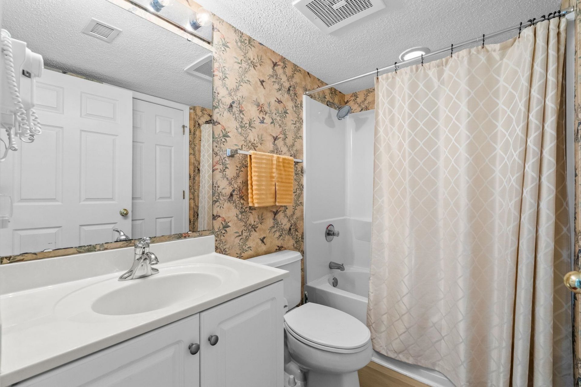 102 N Ocean Blvd. Photo 42