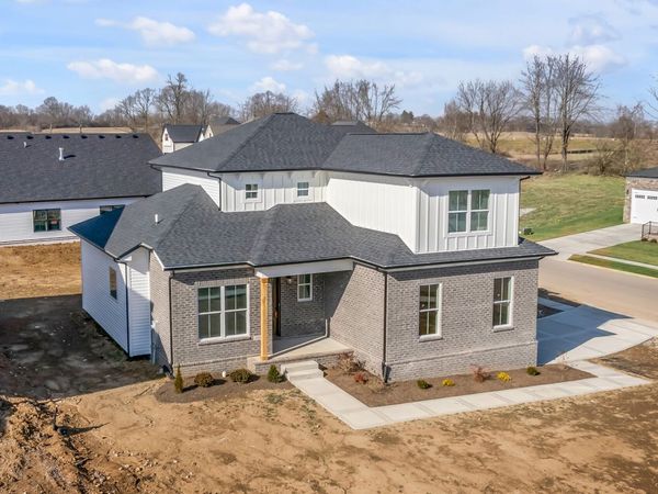 965 Hunters Ln , Springfield, TN 37172