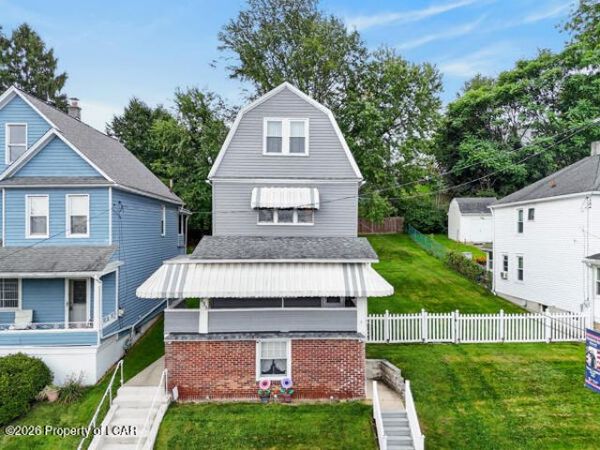 235 Lee Park Avenue, Hanover Township, PA 18706