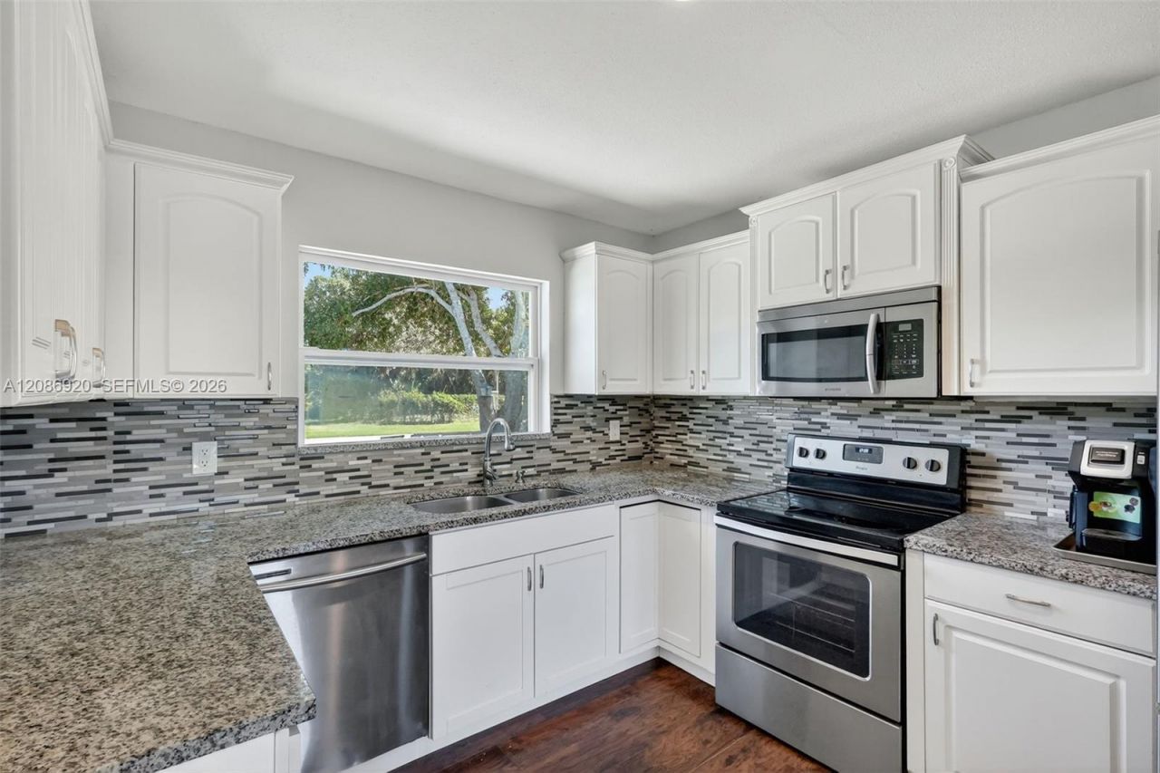 1610 SE Burning Ln, Port Saint Lucie, FL 34952 Photo