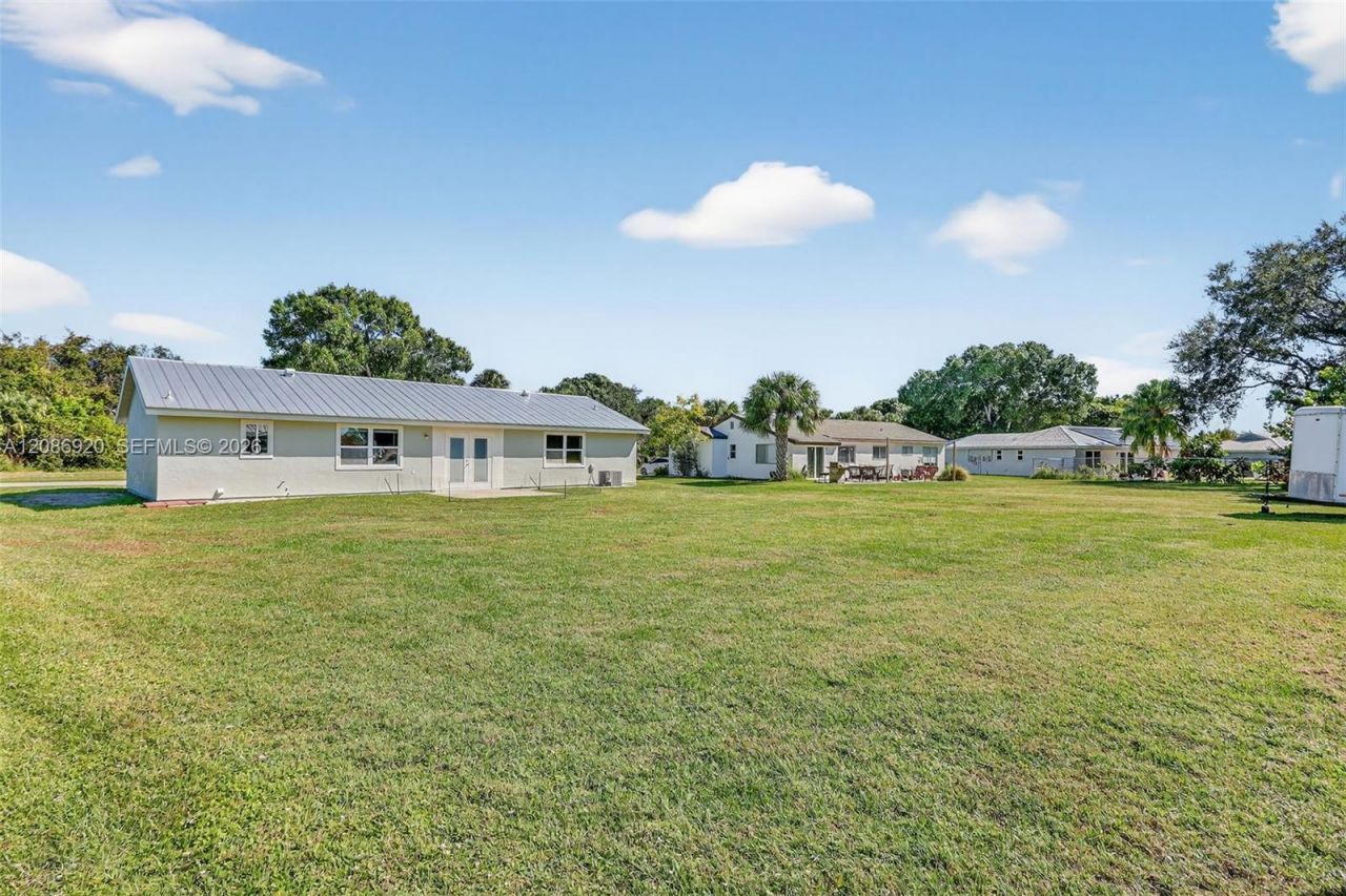1610 SE Burning Ln, Port Saint Lucie, FL 34952 Photo