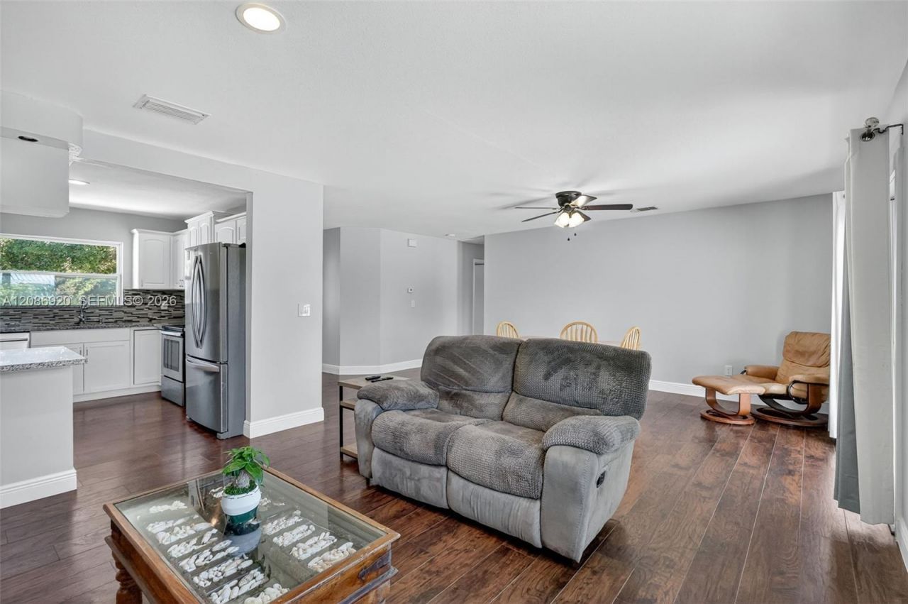 1610 SE Burning Ln, Port Saint Lucie, FL 34952 Photo